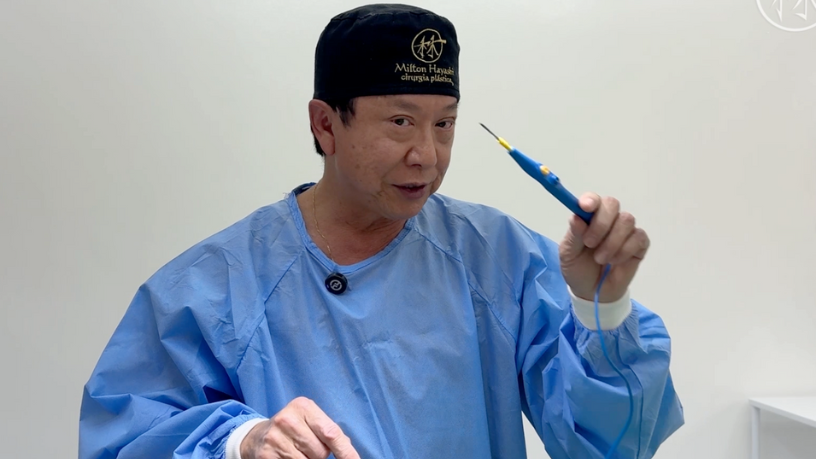 Milton Seigi Hayashi explica como a cirurgia plástica pode elevar autoestima e bem-estar psicológico.